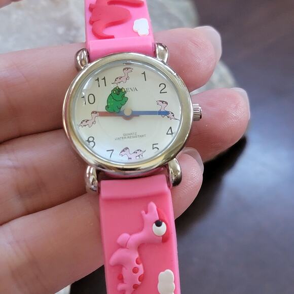 Pink Quartz Vintage Watches with Rhinestone Bezel and Croc-Embossed Strap JARTZ